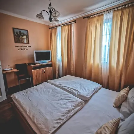 Restaurant Pansion Wien Πανσιόν Cierny Brod