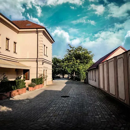 Restaurant Pansion Wien 3*